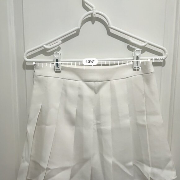 Tennis skorts, White, Barely Used excellent condition, Small - Picture 4 of 8